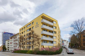 Swiss Star Zurich Oerlikon - contactless self check-in